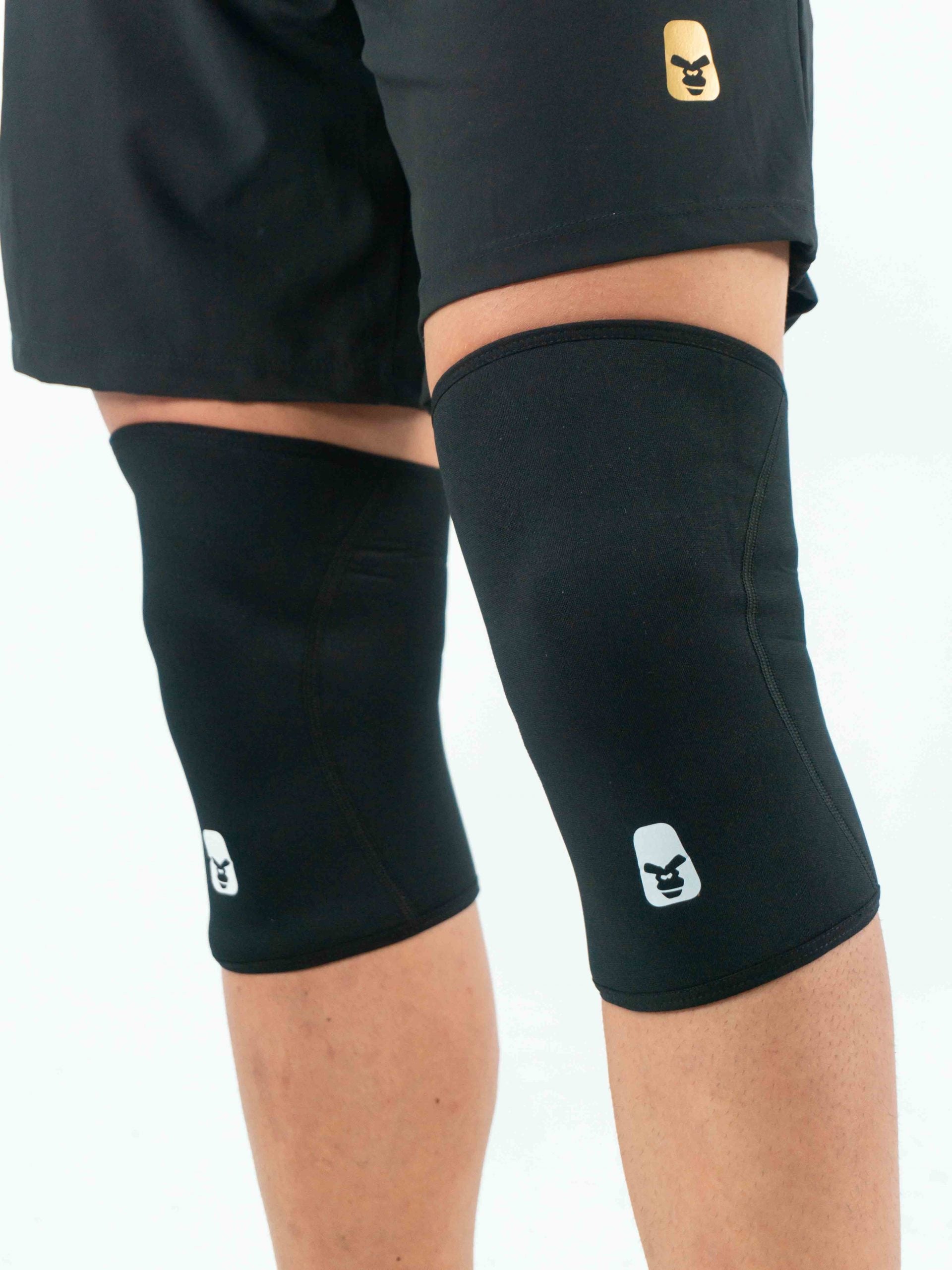 Knee sleeves