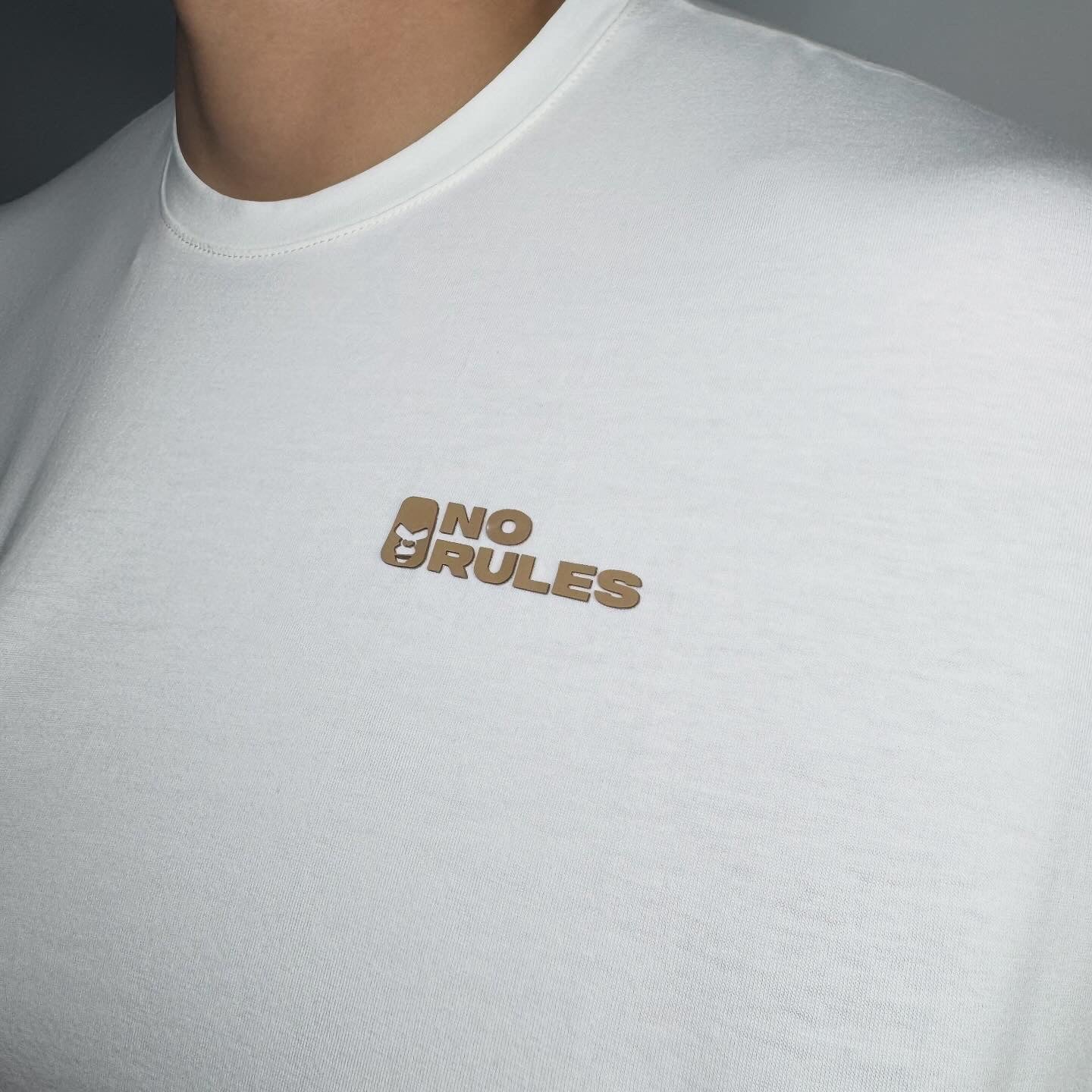 Loose Fit – 3D Logo