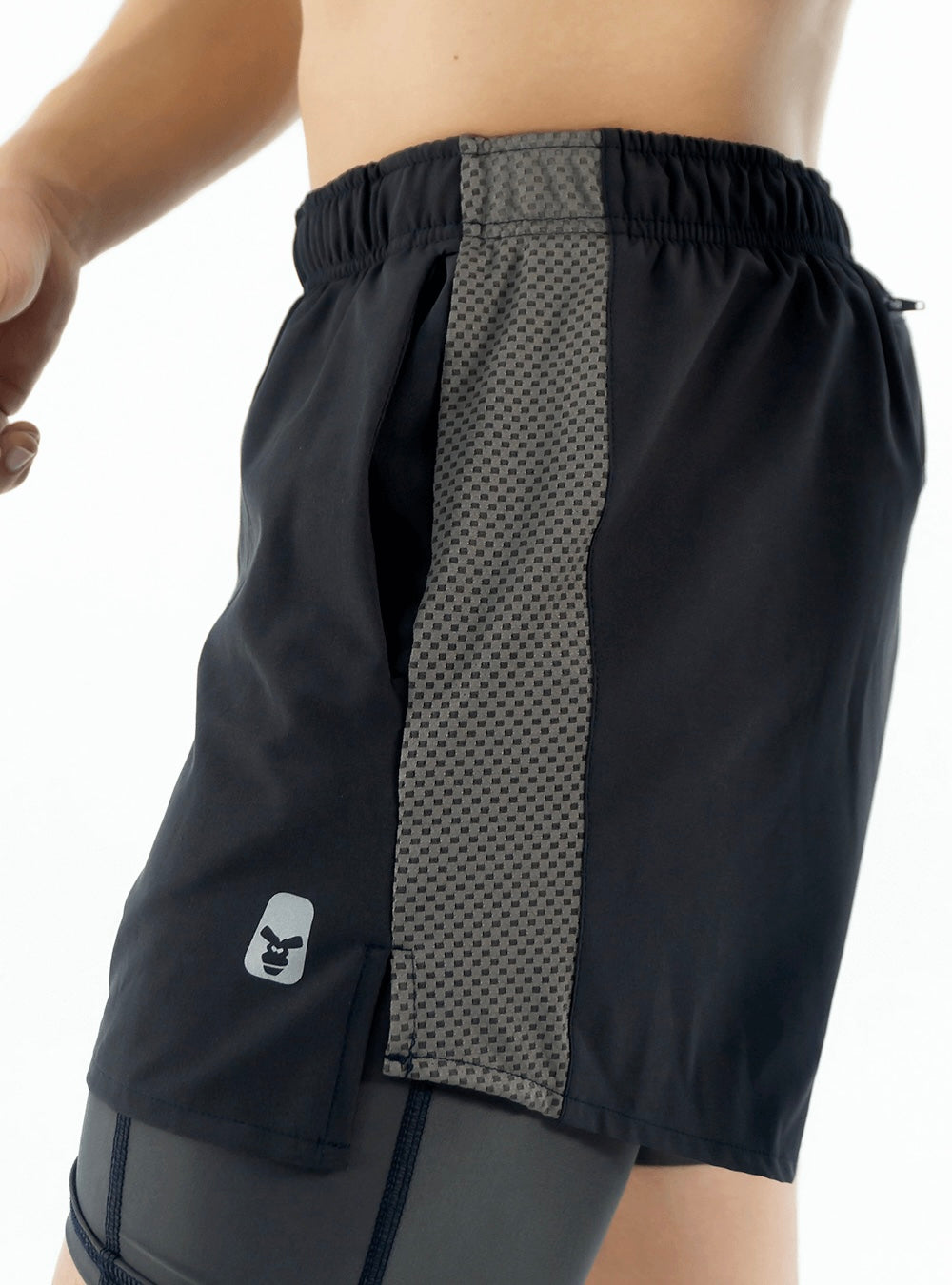Running short built in stretch
